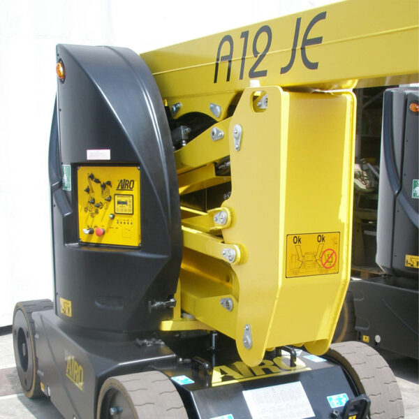Noleggio piattaforma articolata Airo A12JE